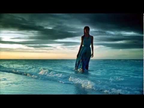 Stephen Schlaks — El delfin azul  -  The Blue Dolphin -  Stephen Schlaks