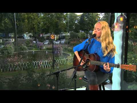 Tina Dickow — Tina Dico 'The Woman Downstairs' Live