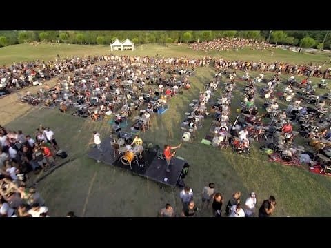 Learn to Fly — Foo Fighters Rockin'1000 Official Video