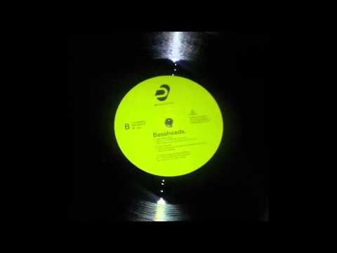Bassheads — Bassheads  - Save Me (Eurodance)
