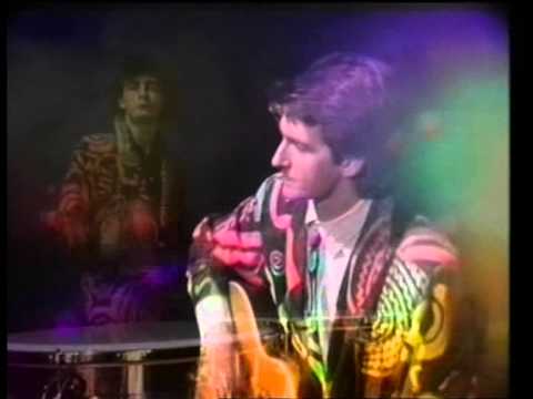 Split Enz — Split Enz - One Mouth Is Fed
