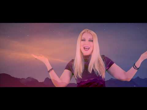 Lian Ross — Lian Ross ft. Pedro Marcelo Torrez Ticona - Viva La Paz (Official Video)