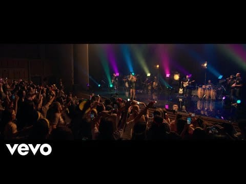 Lucero (2) — Lucero - Agua De Beber (En Vivo)