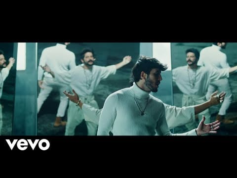 Sebastián Yatra — Sebastián Yatra, Camilo - En Guerra