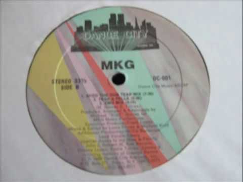 Michael "Kidd" Gomez — Tear Shed (RADIO & DUB MIX) - MKG w/Emery