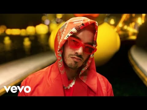 J Balvin — J Balvin - Amarillo (Official Video)