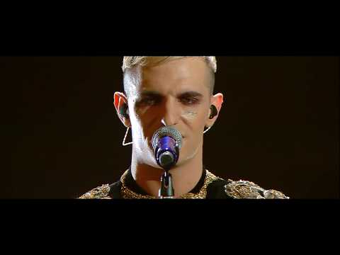Achille Lauro — Achille Lauro - Me Ne Frego ( Performance Art / Sanremo 20.20 )
