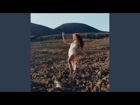 Ella Eyre — space