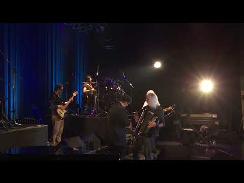 Arti & Mestieri — Arti & Mestieri “Essentia” - 1 minute video clip from "LIVE IN JAPAN" Jazz Rock Legends