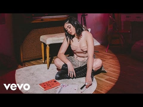 Chiara Oliver — Chiara Oliver - 3 de febrero (video oficial)