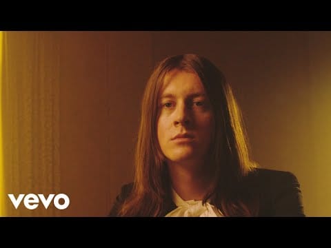 Blossoms — Ribbon Around The Bomb