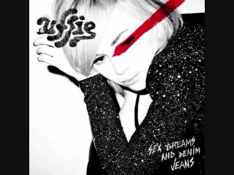 Uffie — Uffie - Difficult (SebastiAn Remix)
