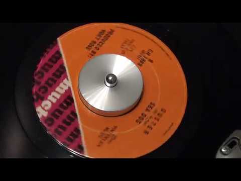 Sea Dog (2) — SEA DOG - Duster - 1971 - MUCH