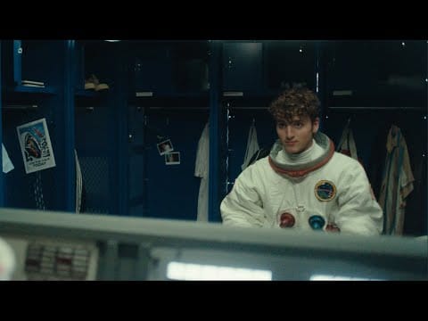 Benson Boone — Benson Boone - Little Runaway (Official Music Video)