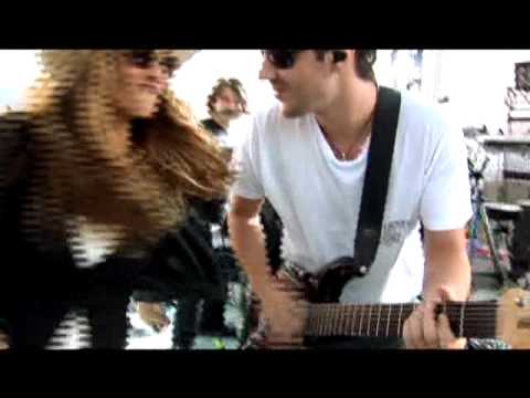 Anna Vissi — Anna Vissi- Apo Makria Ke Agapimeni