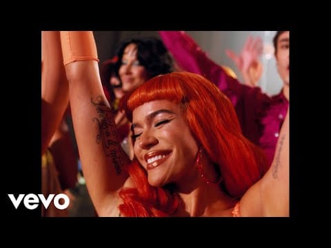KAROL G — La PremiEre