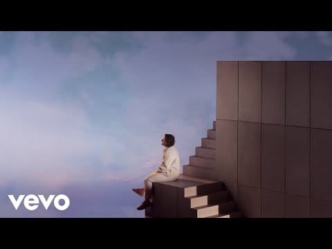 Lewis Capaldi — drivers license (Official Visualizer)