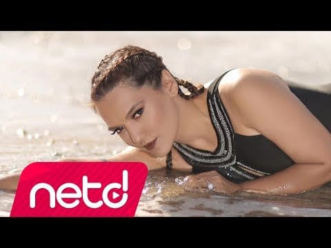 Demet Akalın — Demet Akalın - Esiyor