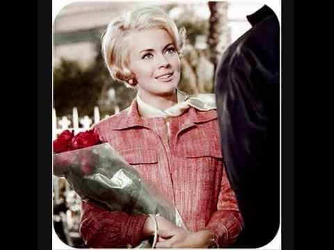 Henry Mancini And His Orchestra And Chorus — Henry Mancini  MOMENT TO MOMENT