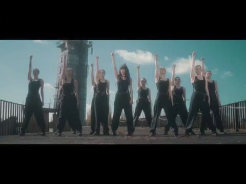 Sylwia Grzeszczak — Sylwia Grzeszczak - Tamta dziewczyna [Official Music Video]