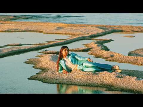 Weyes Blood — Weyes Blood - Be Free [Official Audio]