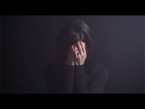 Roxanne de Bastion — Roxanne de Bastion - Heavy Lifting (official music video)