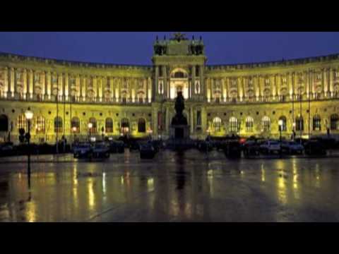 The Pretenders — Into Vienna ( If There was a Man )