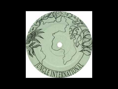 CIS Production — Lenny D Ice & ET - Grave Digger (Jungle International)