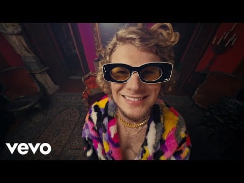 Yung Gravy — Yung Gravy - oops! (Official Video)