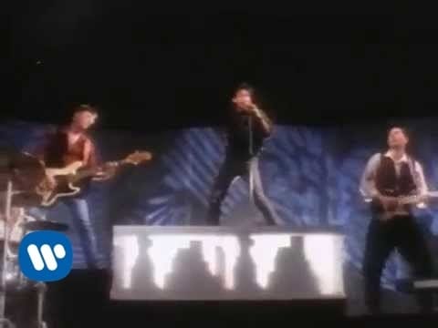 Luciano Ligabue — Ligabue - Balliamo sul mondo (Official Video)