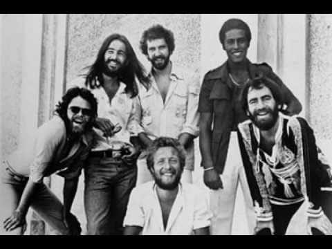Average White Band — Average White Band - Pick Up The Pieces (Original Album HQ) )