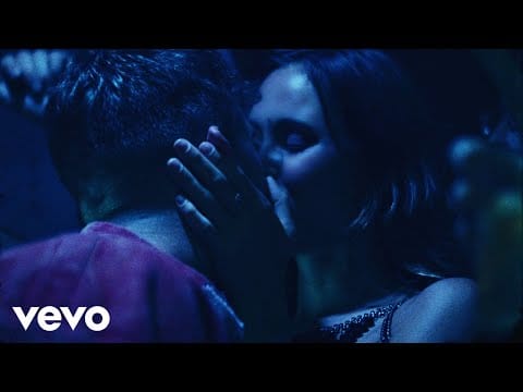 The Chainsmokers — The Chainsmokers - I Love U (Official Video)