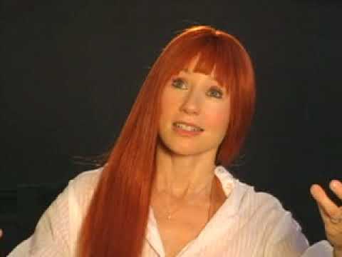 Tori Amos — Tori Amos - VH1.com Boxset - On The Album To Venus and Back