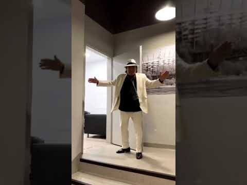 Al Bano & Romina Power — Albano Carrisi si nasconde dietro le porte: per lei farebbe davvero di tutto