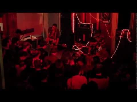Mile Me Deaf — Mile Me Deaf - Troubles Caught
