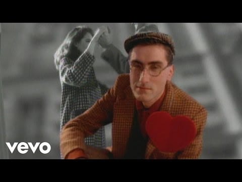 Les Objets — Les Objets - Sarah (Clip officiel)
