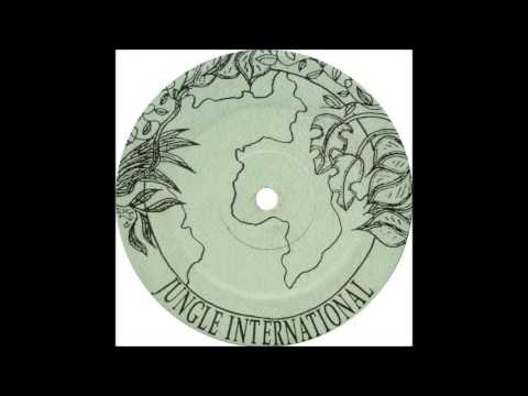 CIS Production — Lennie De Ice And ET - Kung Fu (1995)