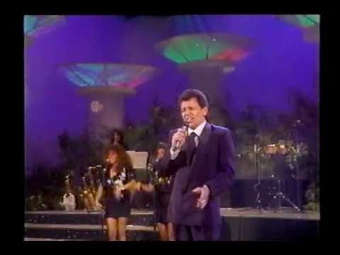 Alberto Vázquez — ALBERTO VAZQUEZ - POPURRI DE EXITOS ( EN DIRECTO 1991 )