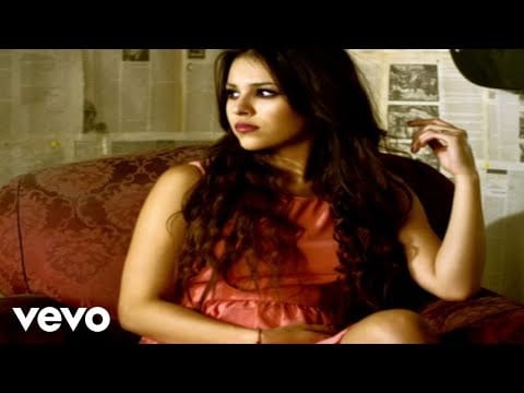 Danna Paola — Danna Paola - No Es Cierto ft. Noel Schajris