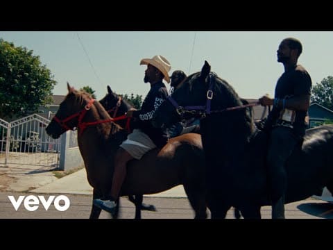Becky G — Becky G - BANDIDO (Visualizer)