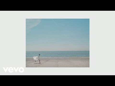 Laura Mvula — Laura Mvula - Show Me Love (Official Video)
