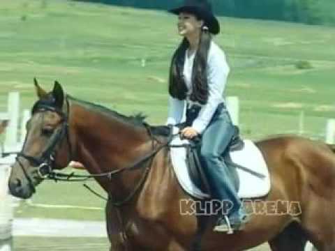 Dancs Annamari — Dancs Annamari   Gondolj Rám Dj White Video Dance Remix xvid