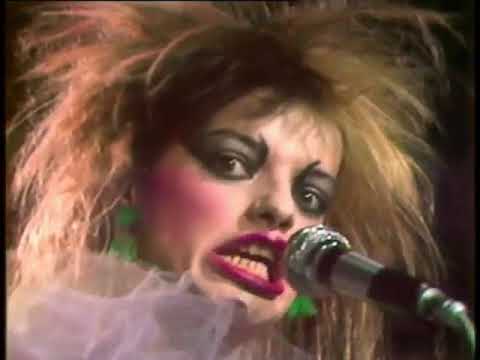 Nina Hagen Band — NINA HAGEN 1980 "WAU WAU" EXCLUSVIE MUSIC VIDEO