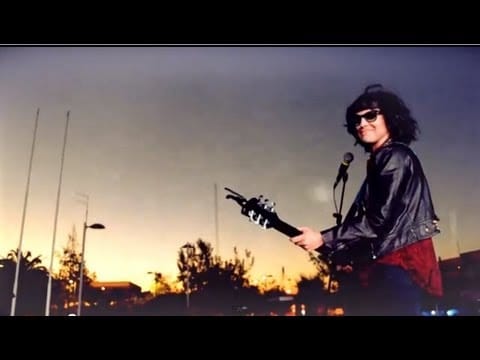 Mon Laferte — Mon Laferte - "Hey hey" (Official video)