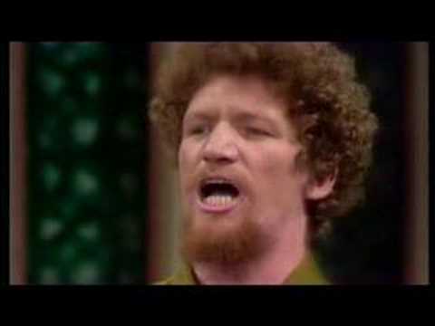 The Dubliners — Muirsheen Durkin (1968)