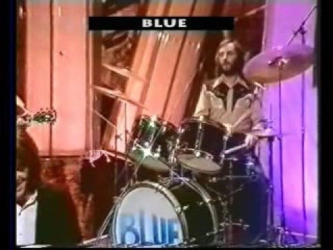 Blue (31) — BLUE  GONNA CAPTURE YOUR HEART