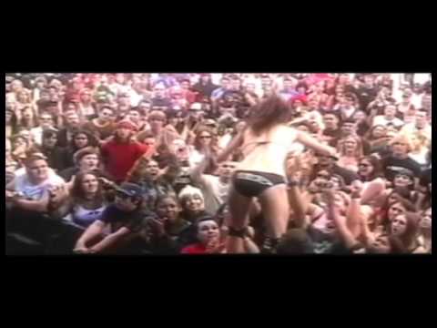 Juliette & The Licks — "Shelter Your Needs" Juliette and The Licks