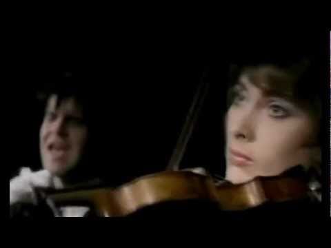 Lloyd Cole & The Commotions — Jennifer she said - Lloyd Cole and the Commotions