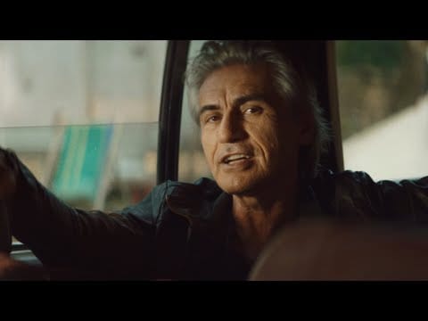 Luciano Ligabue — Ligabue - La ragazza dei tuoi sogni (Official Video)