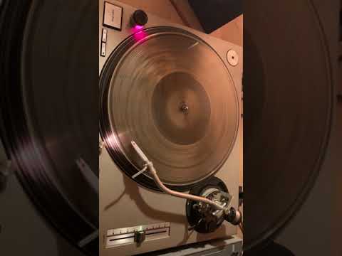 The Invisible Man (8) — The Invisible Man - Wake Up (track B1)